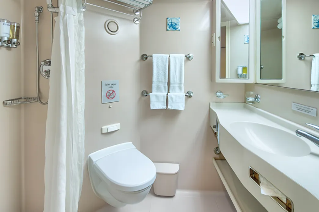 Holland America Line Oosterdam - Interior stateroom bathroom